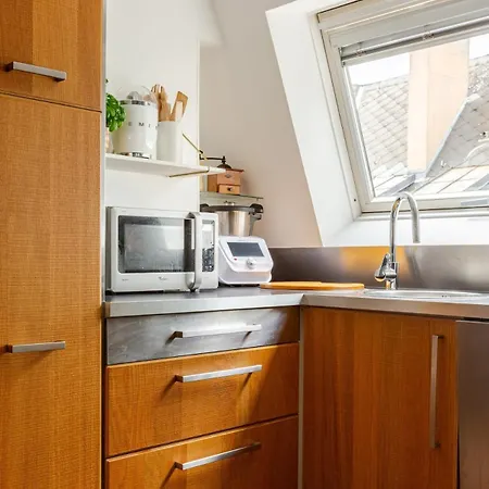 Superbe Duplex Prox Centre-ville Beautiful Duplex Close To Center דירה *