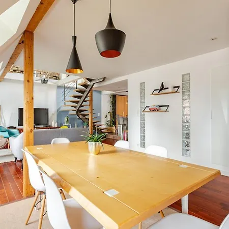 Apartament Superbe Duplex Prox Centre-ville Beautiful Duplex Close To Center