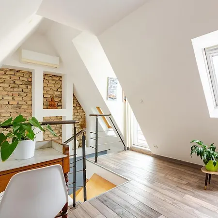 Appartement Superbe Duplex Prox Centre-ville Beautiful Duplex Close To Center